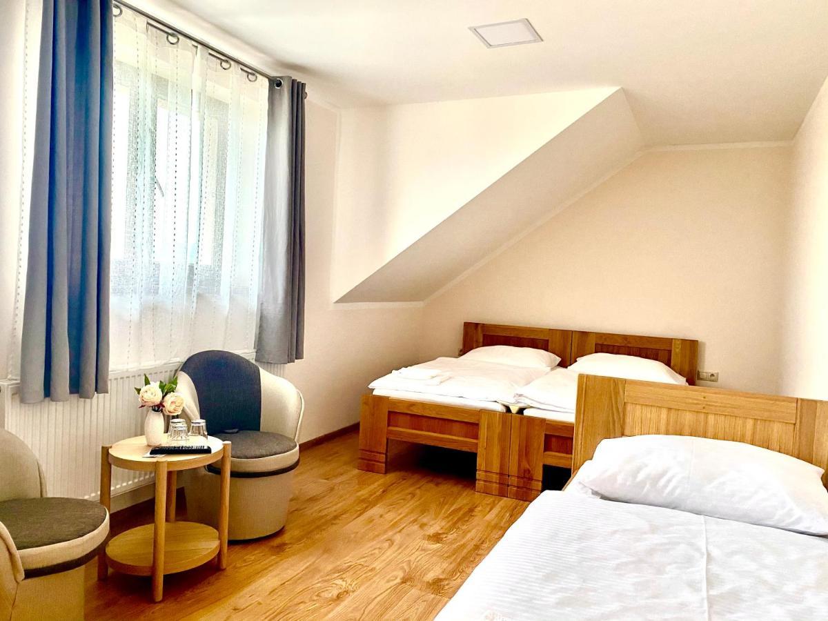 Trenčianske Bohuslavice Penzion Pod Tureckom酒店 外观 照片