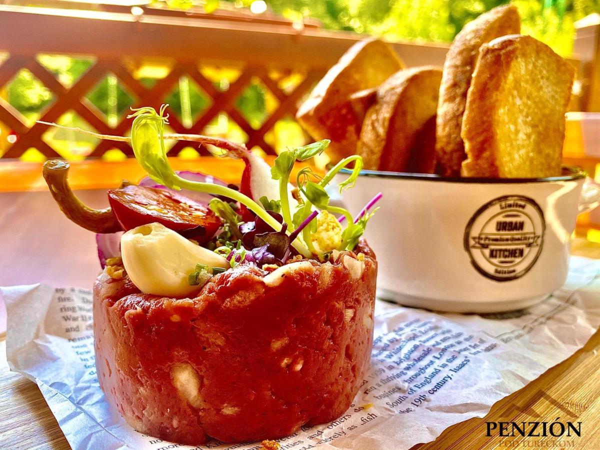 Trenčianske Bohuslavice Penzion Pod Tureckom酒店 外观 照片